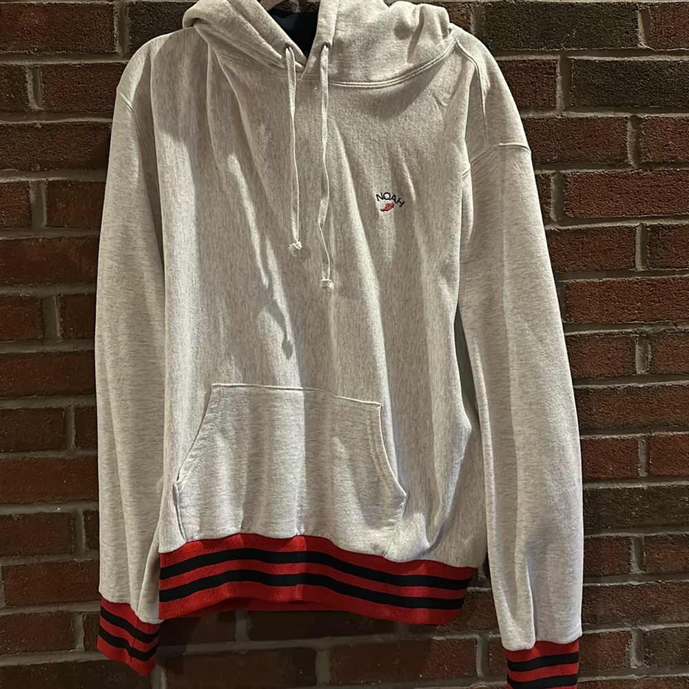 Noah Men’s Hoodie